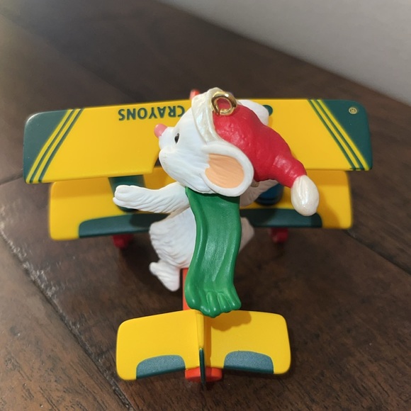 1996 Hallmark Ornament Crayola Bright Flying Colors - Picture 5 of 8
